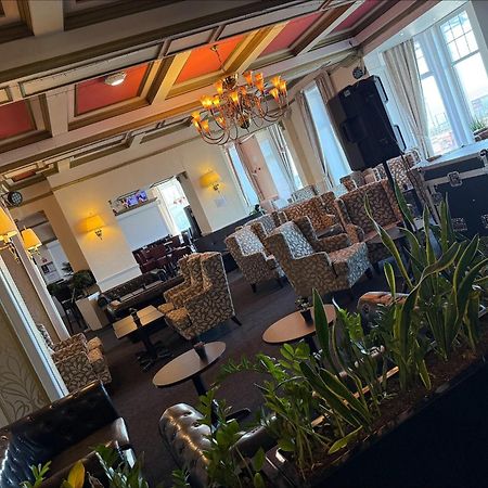 The Savoy Hotel (Adults Only) Μπλάκπουλ Εξωτερικό φωτογραφία